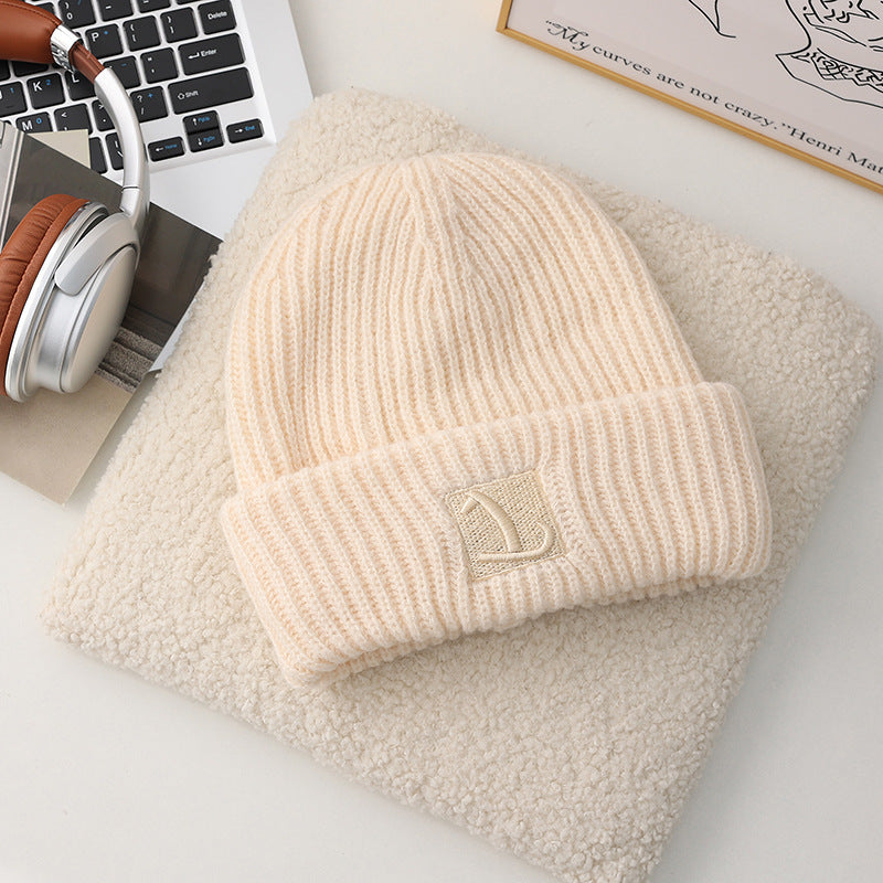 Knitted Hat    DM041